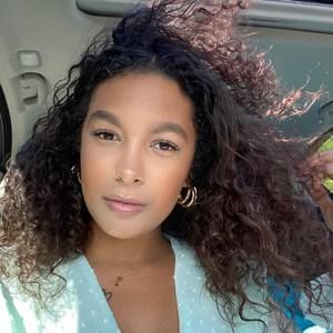 Meet your Posher, Alexianne